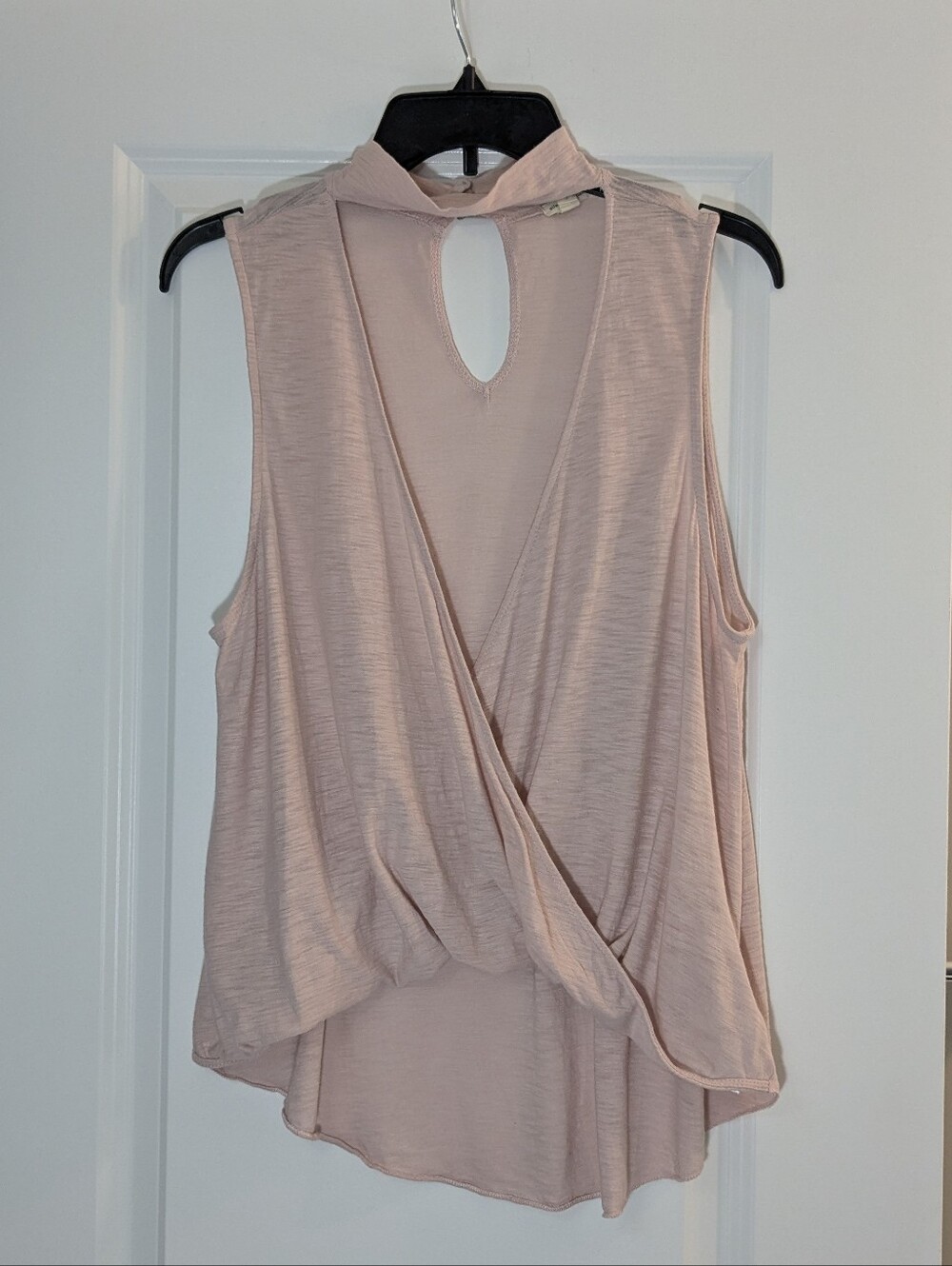 Silence + Noise Lavender Layering Twisted Hem Deep V Tank, Size S